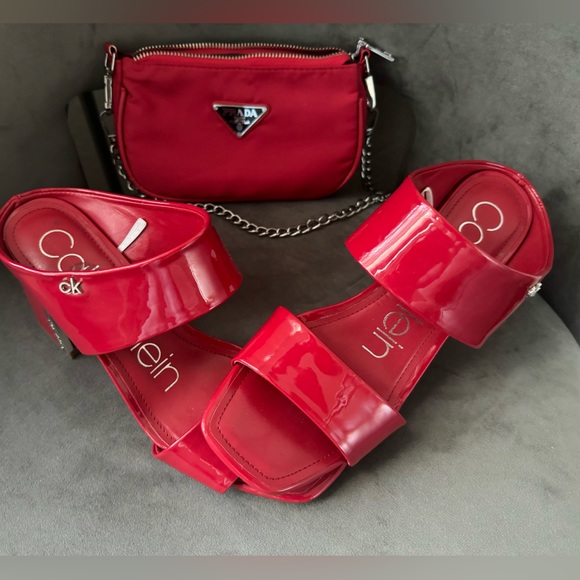 Shoes - Picture 3 of 3